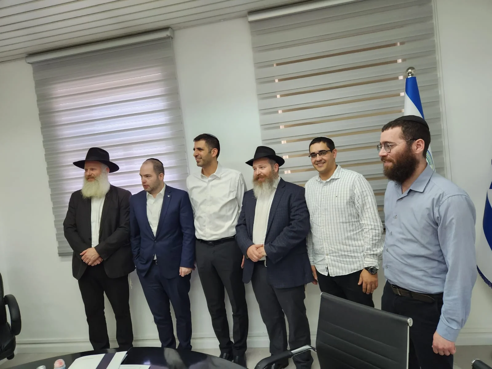 שר התקשורת נפגש עם 'יד לאחים' למניעת פעילות מיסיון ברשת