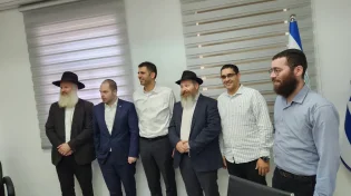 שר התקשורת נפגש עם 'יד לאחים' למניעת פעילות מיסיון ברשת