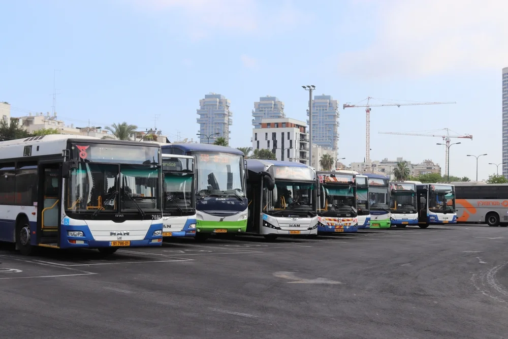 לקראת 'בין הזמנים': צפויים שינויים בתחבורה הציבורית 