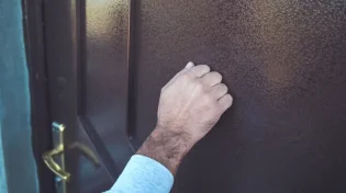 הבעש"ט הקדוש בגילוי מטלטל: "תיפגש איתו וייגמרו לך הייסורים"