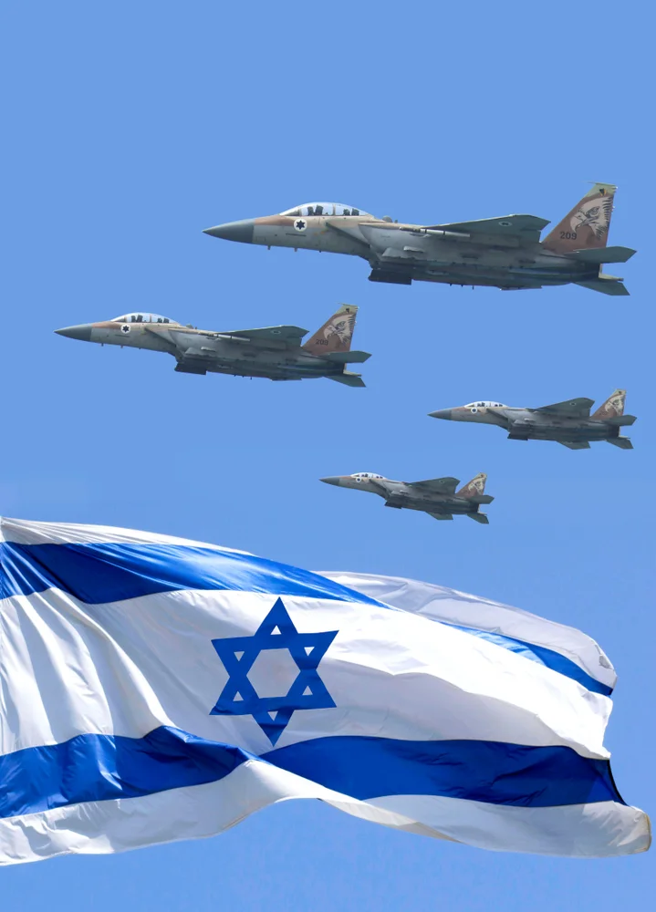 נערך ליום העצמאות: אימונים בחיל האוויר, תנועת מטוסים ניכרת נערך ליום העצמאות: אימונים בחיל האוויר, תנועת מטוסים ניכרת