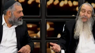 מה עושים בזמן הצפירה? | הרב שלום ארוש והפרשן צבי יחזקאלי