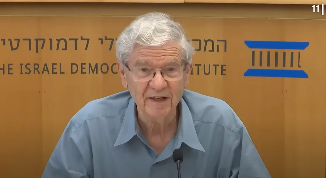 בפעם השניה: פעילי ימין יפגינו היום מול ביתו של אהרון ברק 