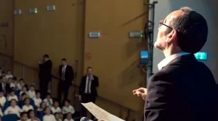500 הורים וילדים נפגשו לשירת קולולם בניצוחו של הזמר ישי לפיד