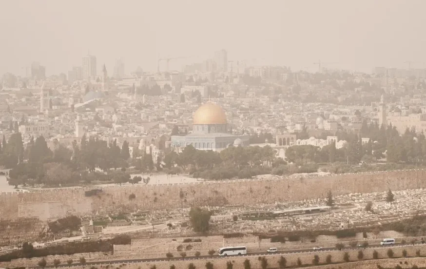 המשרד להגנת הסביבה מתריע: זיהום אוויר כבד היום ברוב הארץ המשרד להגנת הסביבה מתריע: זיהום אוויר כבד היום ברוב הארץ