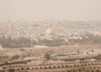 המשרד להגנת הסביבה מתריע: זיהום אוויר כבד היום ברוב הארץ