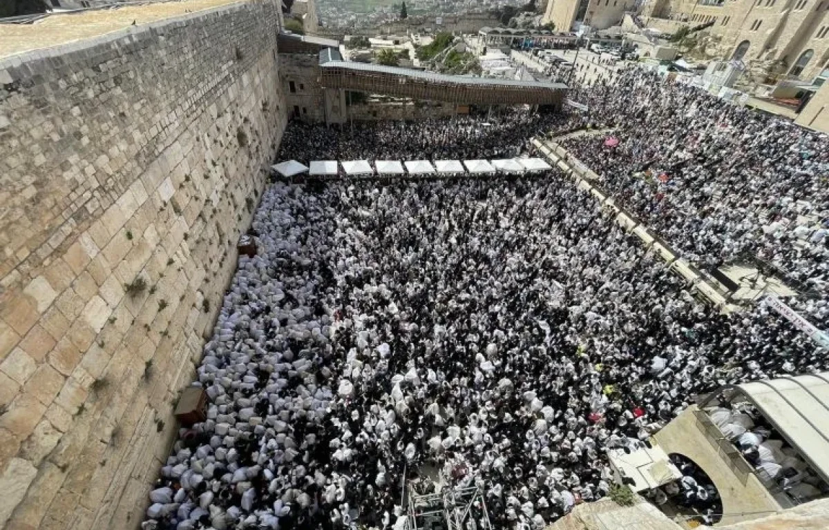 הביזיון מחריף: ראשי המיסיון יערכו כנס בכותל 