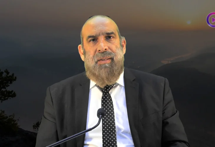 הרב עזרא שקלים | רחיצה בשבת ויום טוב