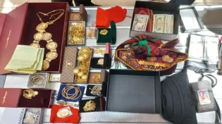 נוסעת ניסתה להבריח זהב בנתב"ג ונתפסה