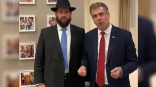 שר החוץ ביקר בבית חב"ד בהונגריה והמליץ בחום - צפו