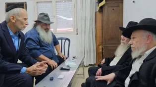 ההתנצלות תתקבל? ראשי אנג'ל ניחמו והתנצלו בבית מרן זצ"ל