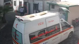 הפועל נפל מהגג ישר לידיו של איש ההצלה - צפו