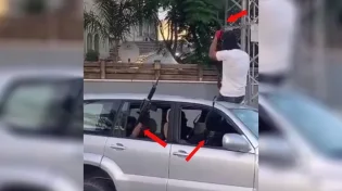 תיעוד בלתי נתפס: נשקים ויריות בדרך לחתונה