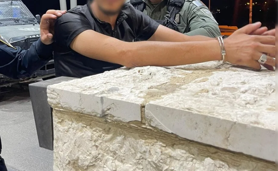 לוחמי מג"ב עצרו חשודים בהשלכת בקבוקי תבערה וגניבת רכב