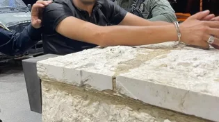 לוחמי מג"ב עצרו חשודים בהשלכת בקבוקי תבערה וגניבת רכב