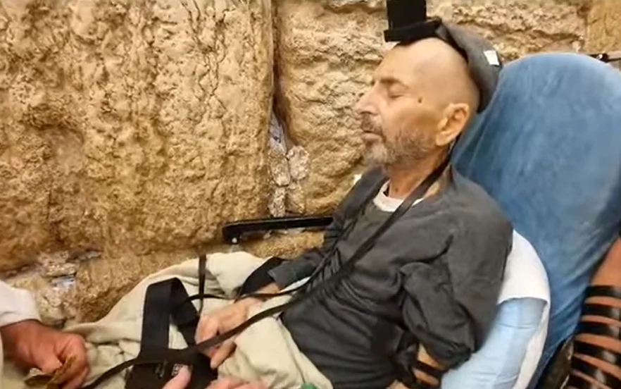 הרופאים נתנו לו ימים ספורים וזו הייתה משאלתו האחרונה הרופאים נתנו לו ימים ספורים וזו הייתה משאלתו האחרונה