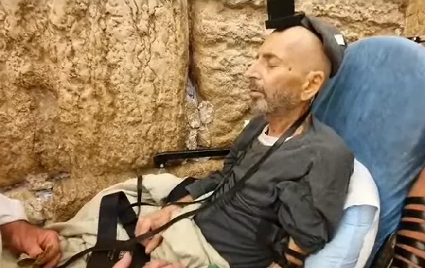 הרופאים נתנו לו ימים ספורים וזו הייתה משאלתו האחרונה הרופאים נתנו לו ימים ספורים וזו הייתה משאלתו האחרונה