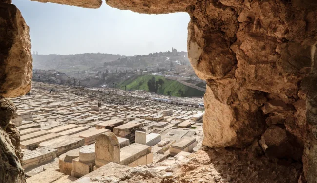 ללא שום מורא: למה אור החיים הקדוש סירב למלך מרוקו?
