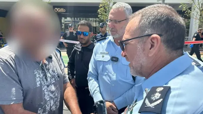 בן 20 ללא עבר ביטחוני, זה המחבל שביצע את הפיגוע בן 20 ללא עבר ביטחוני, זה המחבל שביצע את הפיגוע