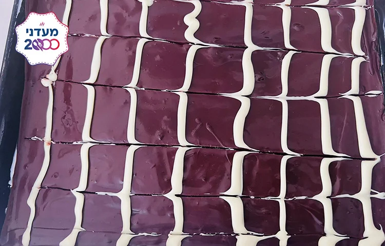 מתכון לעוגת ביסקווטים קלה וחלבית עם גבינה מתכון לעוגת ביסקווטים קלה וחלבית עם גבינה