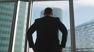 מדוע המיליונר ביזה את ה"אור החיים"?