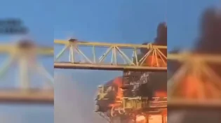 מקסיקו: שדה הנפט הימי עלה בלהבות - צפו
