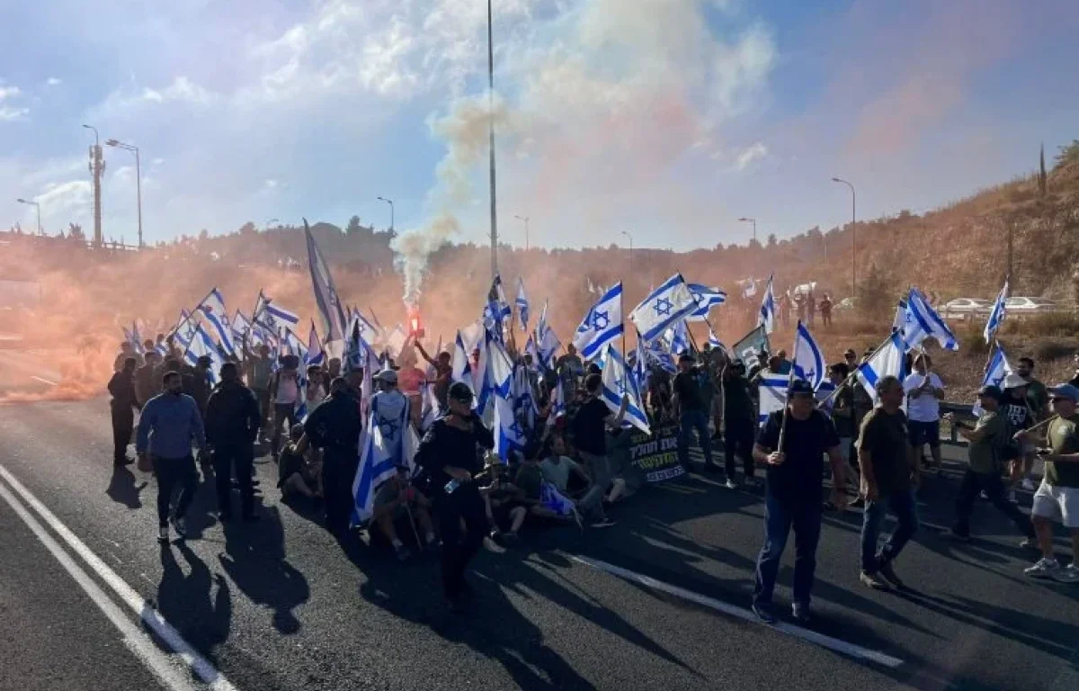 "יום ההתנגדות": המשטרה עצרה 42 אנרכיסטים עד כה 