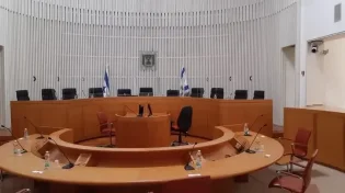 בגץ פסל חקיקה של הכנסת נגד הגירה