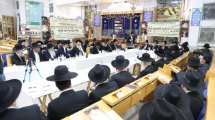 העיר חולון לבשה חג: כנס היסטורי במעמד גדולי ישראל