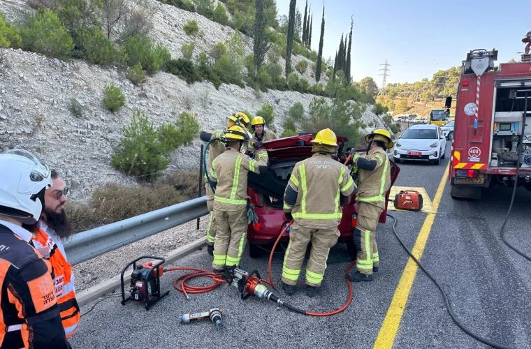 טרגדיה: מתנדבת איחוד הצלה אם לשישה נהרגה בתאונה