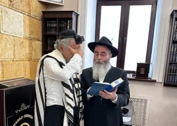 הכנת סרט הקולנוע באודסה נגמר בהנחת תפילין של המפורסם הצרפתי