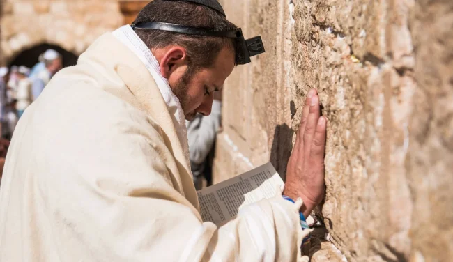 זה מתקרב: מה אתם יודעים על מצעד התפילין הגדול שעומד להתקיים?