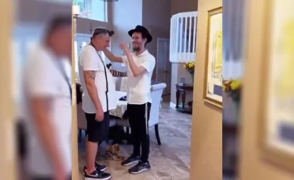 היהודי מפלורידה הניח תפילין וזה מה שהתברר - צפו