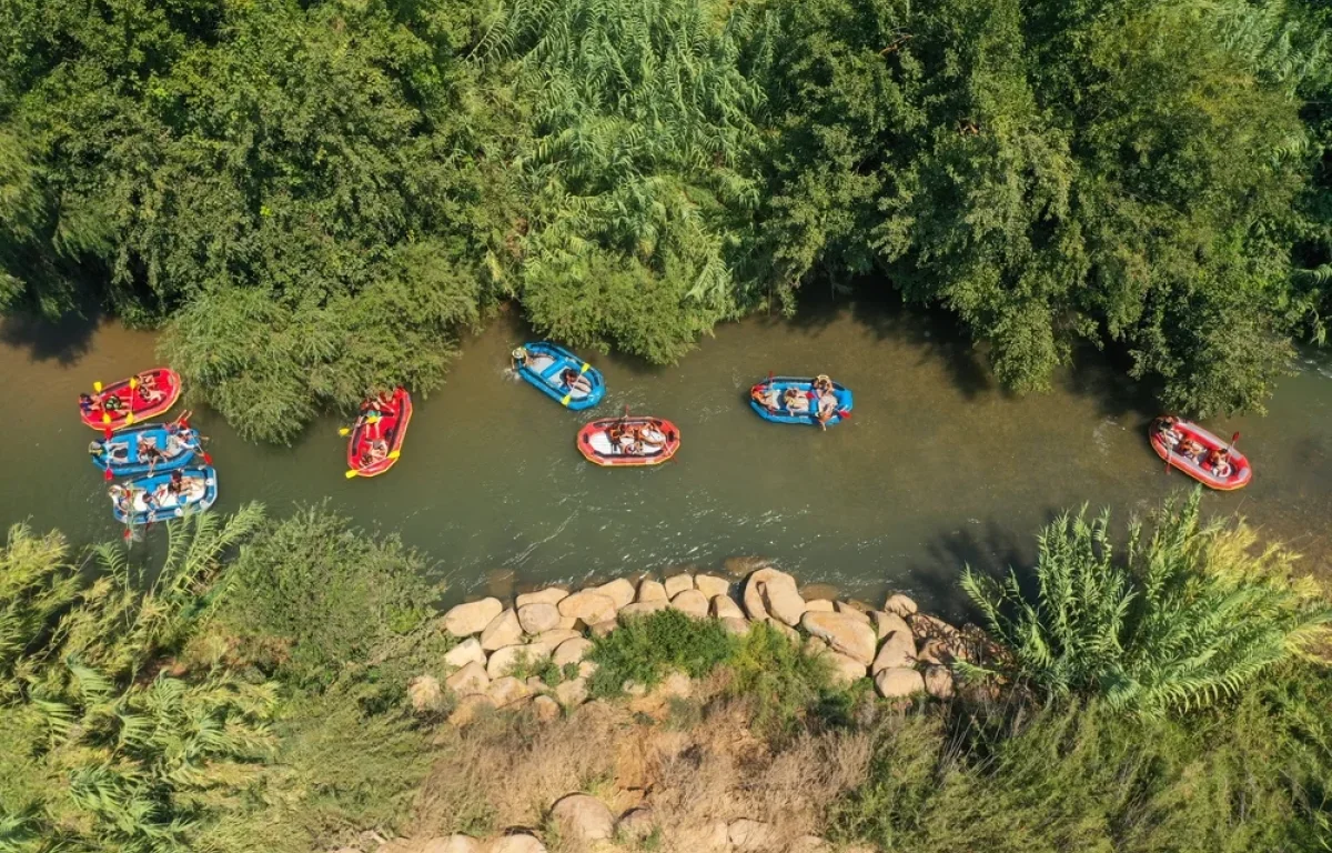 מזעזע: ערבים תקפו בחורי ישיבה באתר הקיאקים 