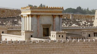 מסר חוצב להבות: "אחדות מתחילה לנו בפנים, בגופנו ונשמתנו"