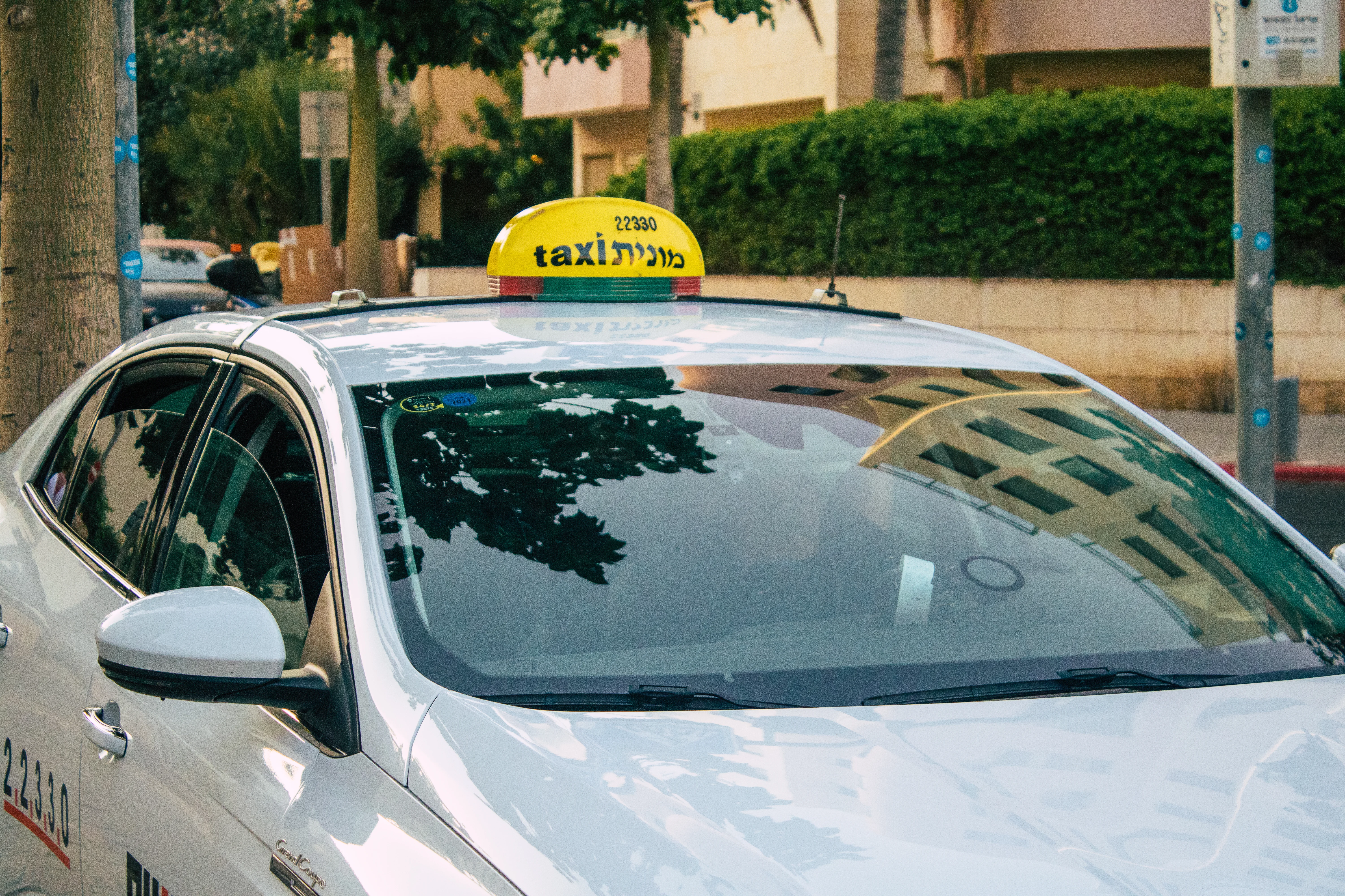 דימונה: ניסיון חטיפת מונית כשהנוסעת בתוכה דימונה: ניסיון חטיפת מונית כשהנוסעת בתוכה