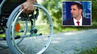 השר קרעי שיתף בסיפור מרגש מסבו: "הקב"ה אני נשען עליך"