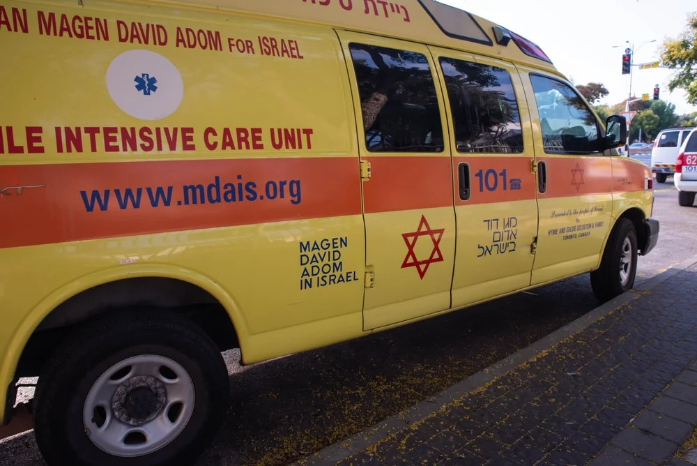 עמק המעיינות: בן 8 נמשה מהמים לאחר שטבע - מצבו אנוש 