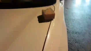 בלב ירושלים: מחבלים רגמו רכב עם משפחה - צפו
