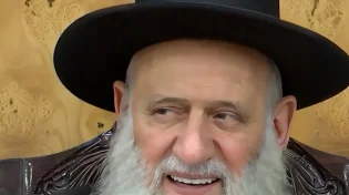 כך תהיו שמחים בקלות! הרב ראובן אלבז בטיפ שיעלה חיוך על פניכם