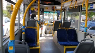 "תשנה את הקו" - איך השיב נהג האוטובס לנוסעים העצבניים? צפו 