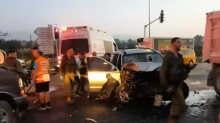 נסיעה אל הגיהינום: שני נפגעים כתוצאה מתאונה עם משאית