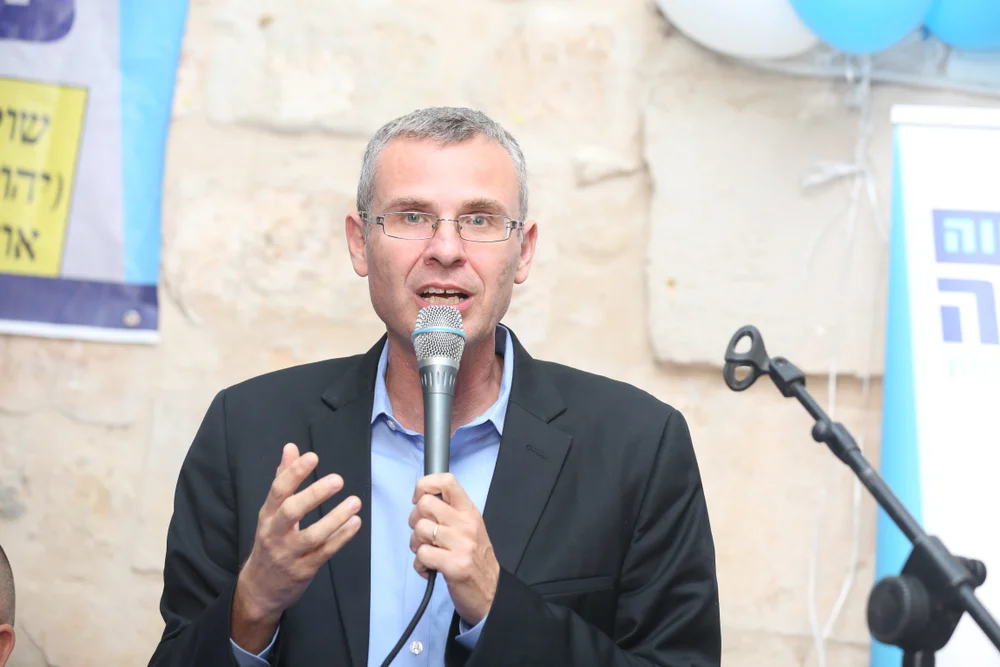 שר המשפטים לוין ביקש מהיועמ"שית ייצוג נפרד בבג"ץ 