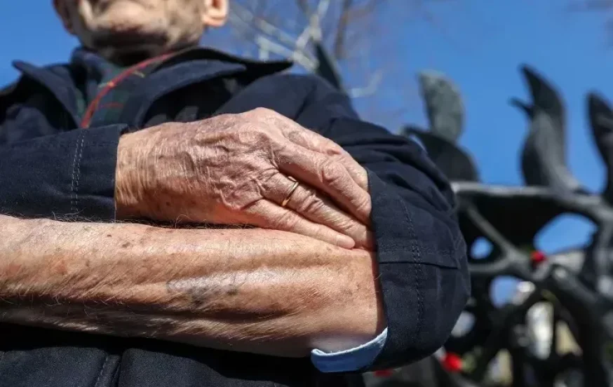 קנדה וצרפת בגינוי לדבריו האנטישמים של אבו מאזן על היהודים קנדה וצרפת בגינוי לדבריו האנטישמים של אבו מאזן על היהודים