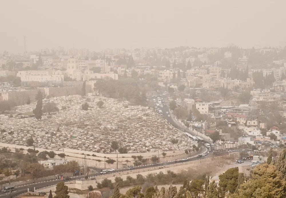 אזהרה לציבור: שקע מאפריקה יוביל לזיהום אוויר חריג. כך תשמרו