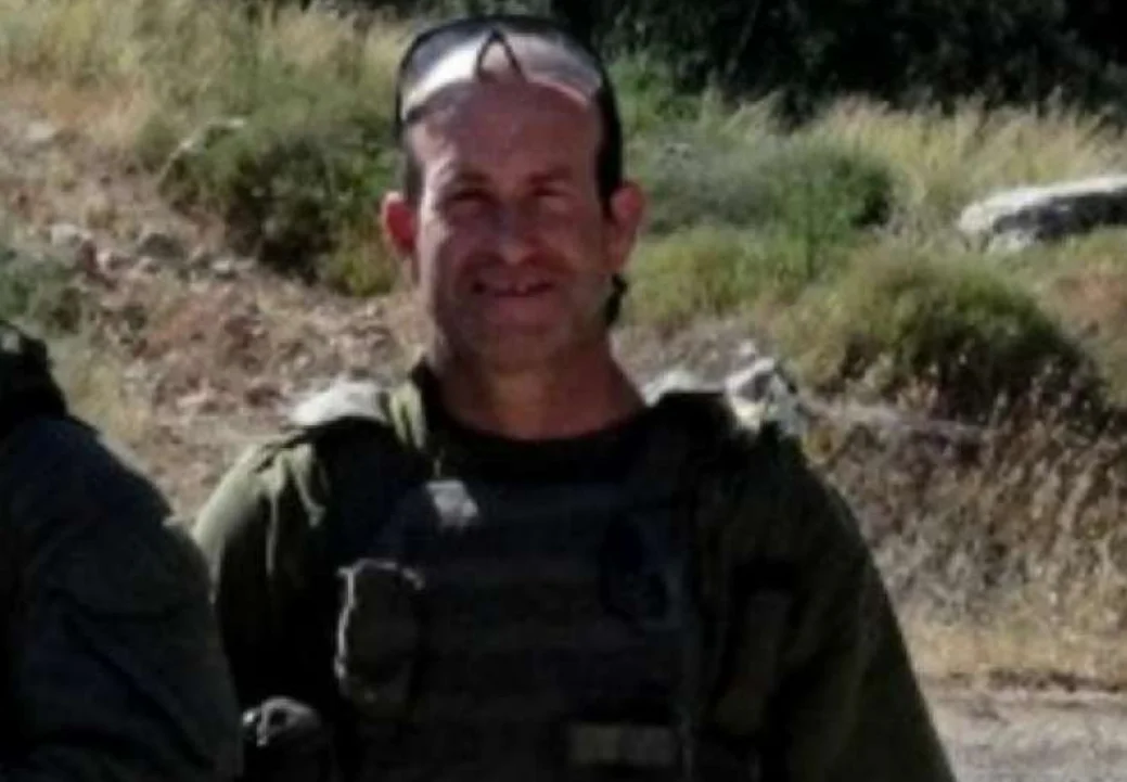 מרגש: תלמידים אספו בקבוקים ומימנו הכנסת ספר תורה לזכר הלוחם