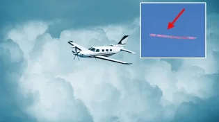 המסוק והשלט: מייצג המחאה בזמן ביקור נתניהו בארה"ב