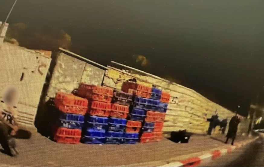 מוכר הכפרות התגלה כשוהה בלתי חוקי ונעצר מוכר הכפרות התגלה כשוהה בלתי חוקי ונעצר