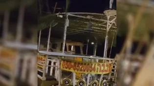 מי כעמך ישראל: סוכה בלב ים