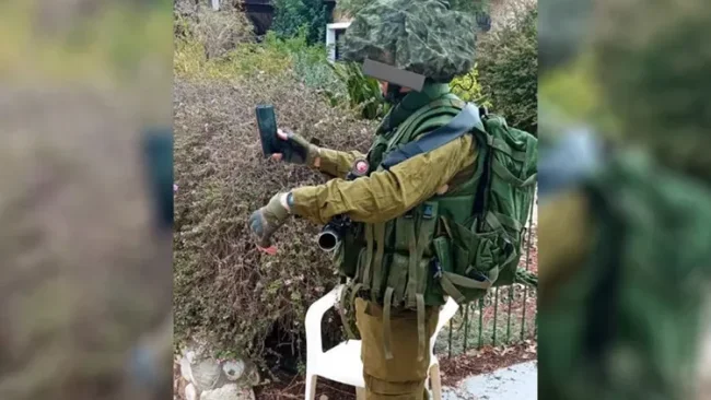 אתמול התגייס בצו 8 והיום השתתף בברית המילה של בנו בזום